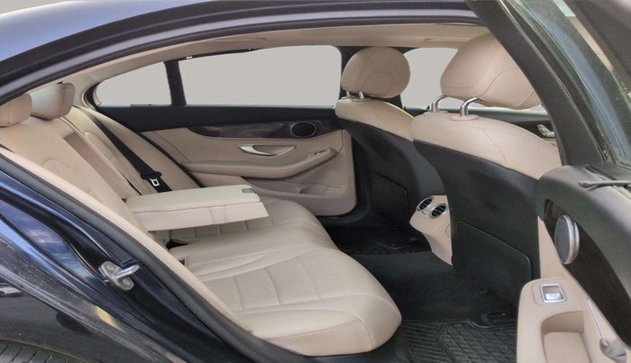 2017 Mercedes Benz C Class C 200 AVANTGARDE, Petrol, Automatic, 53,704 km, Right Side Rear Door Cabin