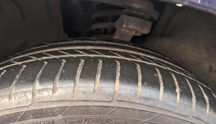 2017 Mercedes Benz C Class C 200 AVANTGARDE, Petrol, Automatic, 53,704 km, Right Rear Tyre Tread