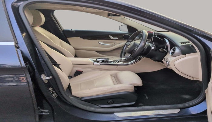 2017 Mercedes Benz C Class C 200 AVANTGARDE, Petrol, Automatic, 53,704 km, Right Side Front Door Cabin