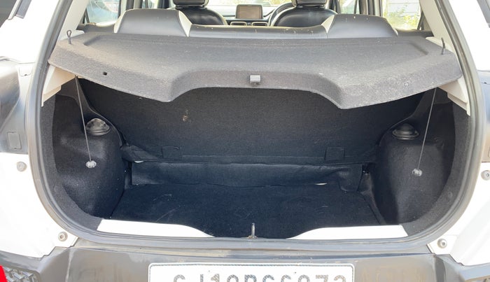 2023 Tata PUNCH ACCOMPLISHED MT, Petrol, Manual, 28,784 km, Boot Inside