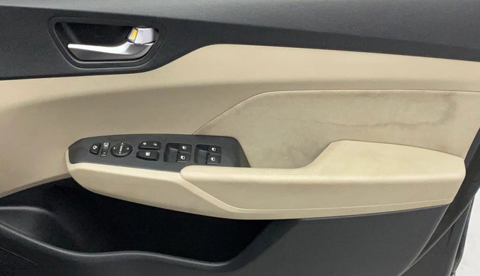 2021 Hyundai Verna SX 1.5 VTVT, Petrol, Manual, 33,636 km, Driver Side Door Panels Control