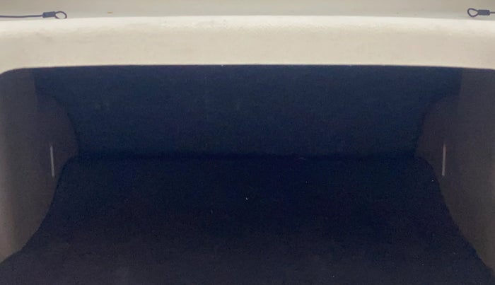 2018 Renault Duster RXS CVT, Petrol, Automatic, 42,181 km, Boot Inside