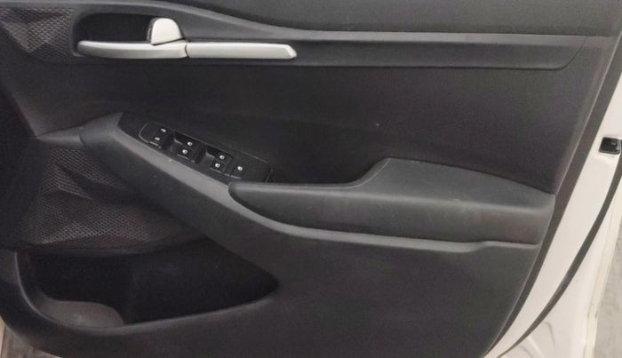 2020 KIA SELTOS HTE 1.5 DIESEL, Diesel, Manual, 74,418 km, Driver Side Door Panels Control