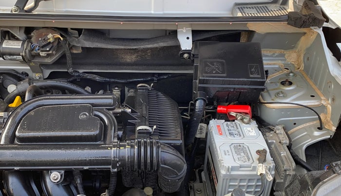 2022 Renault Kwid CLIMBER 1.0 AMT, Petrol, Automatic, 27,697 km, Engine View - Left