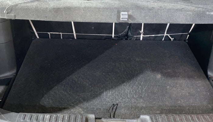 2019 Maruti Vitara Brezza ZDI AMT, Diesel, Automatic, 57,039 km, Boot Inside