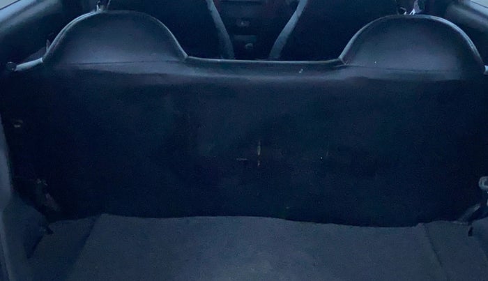 2017 Maruti Alto 800 LXI, Petrol, Manual, 82,817 km, Boot Inside