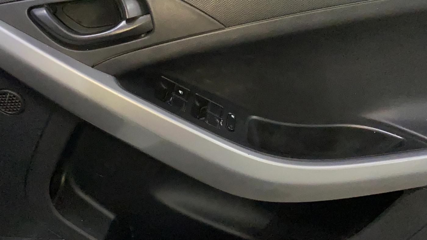 2022 Tata NEXON XM SUNROOF DIESEL, Diesel, Manual, 53,077 km, Driver Side Door Panels Control