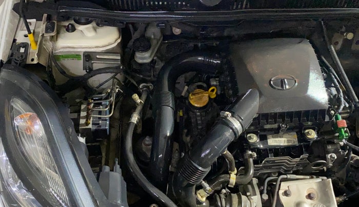2018 Tata NEXON XZ PLUS PETROL, Petrol, Manual, 96,812 km, Engine View - Right