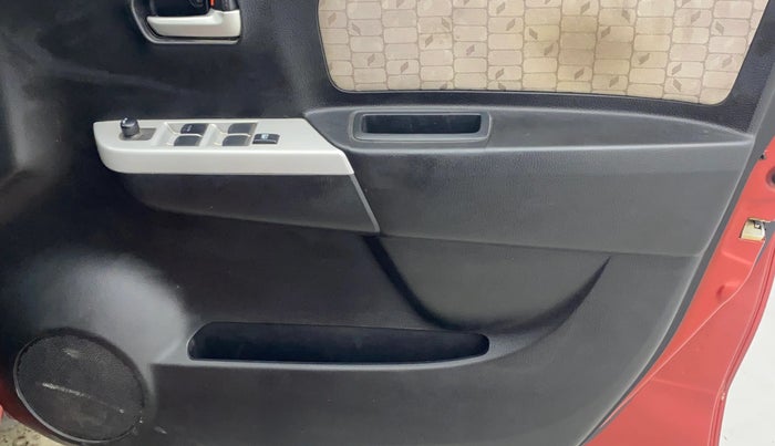 2016 Maruti Wagon R 1.0 VXI AMT, Petrol, Automatic, 51,859 km, Driver Side Door Panels Control