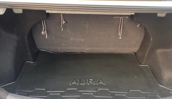 2022 Hyundai AURA SX PLUS 1.2 AMT, Petrol, Automatic, 67,386 km, Boot Inside