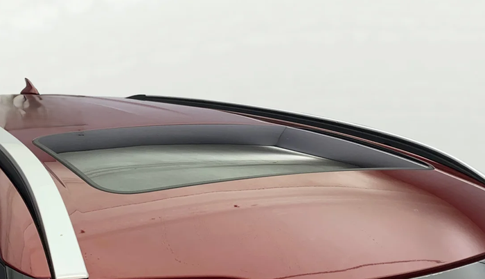 2022 KIA CARENS LUXURY PLUS 1.4 PETROL DCT 7 STR, Petrol, Automatic, 42,428 km, Moonroof/ Sunroof