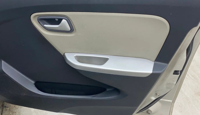 2015 Maruti Alto K10 VXI AMT, Petrol, Automatic, 29,429 km, Driver Side Door Panels Control