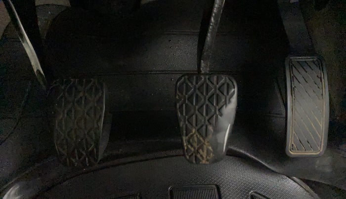 2017 Ford Figo Aspire 1.2 TITANIUM PETROL, Petrol, Manual, 34,783 km, Pedals