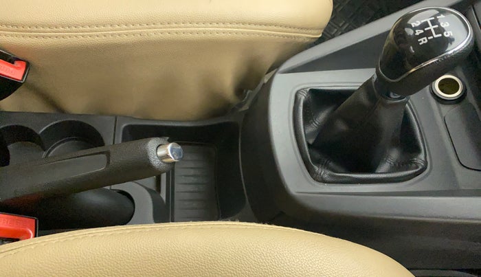 2017 Ford Figo Aspire 1.2 TITANIUM PETROL, Petrol, Manual, 34,783 km, Gear Lever