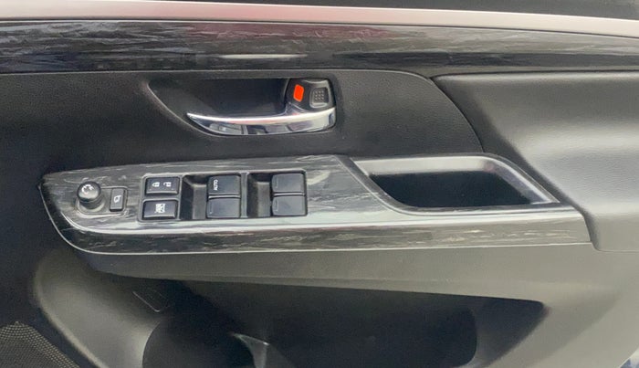 2021 Maruti XL6 ALPHA AT, Petrol, Automatic, 48,681 km, Driver Side Door Panels Control