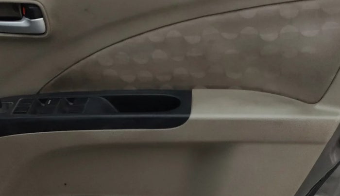 2017 Maruti Celerio ZXI AMT, CNG, Automatic, 98,088 km, Driver Side Door Panels Control