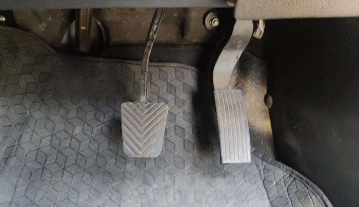 2021 Hyundai VENUE SX 1.0 TURBO IMT, Petrol, Manual, 39,323 km, Pedals