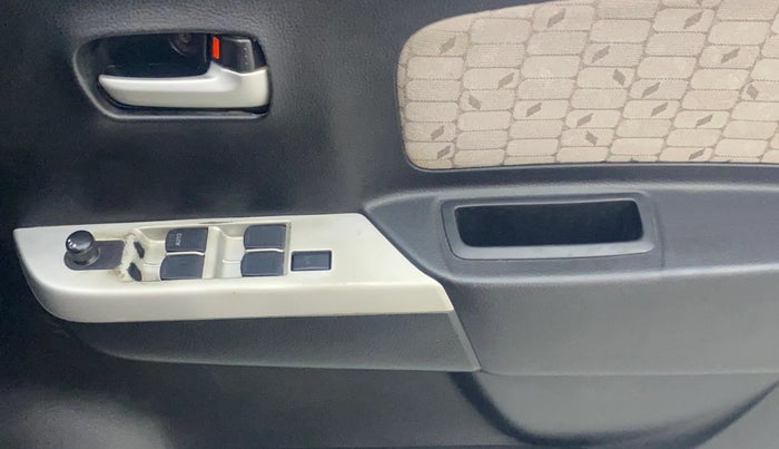 2016 Maruti Wagon R 1.0 VXI AMT, Petrol, Automatic, 85,608 km, Driver Side Door Panels Control