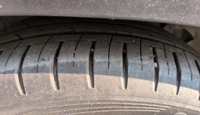 2022 Hyundai ALCAZAR PLATINUM(O) 6STR 1.5 AT, Diesel, Automatic, 78,426 km, Right Rear Tyre Tread