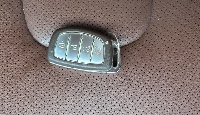 2022 Hyundai ALCAZAR PLATINUM(O) 6STR 1.5 AT, Diesel, Automatic, 78,426 km, Key Close Up