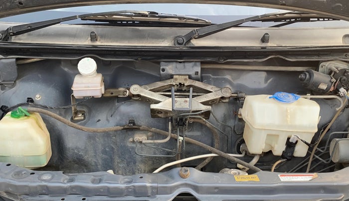 2020 Maruti Eeco 5 STR WITH A/C+HTR, Petrol, Manual, 65,614 km, Engine View