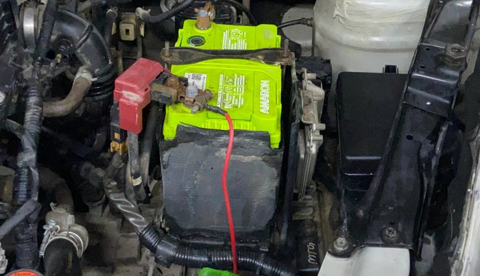 2014 Maruti Swift VXI, Petrol, Manual, 1,38,009 km, Engine View - Left