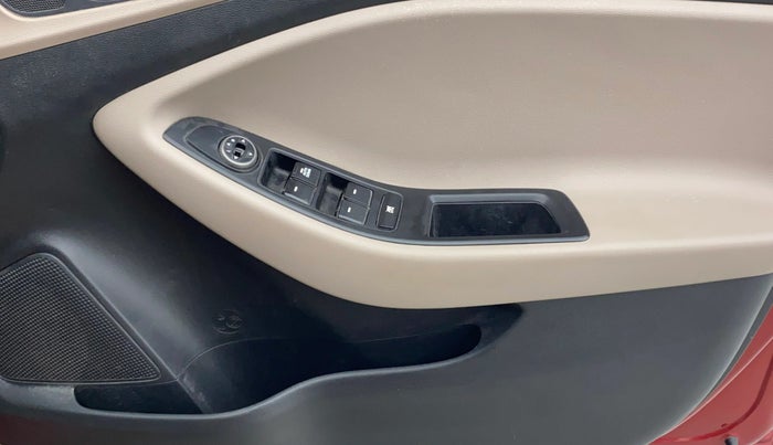 2018 Hyundai Elite i20 MAGNA EXECUTIVE CVT, Petrol, Automatic, 45,795 km, Driver Side Door Panels Control