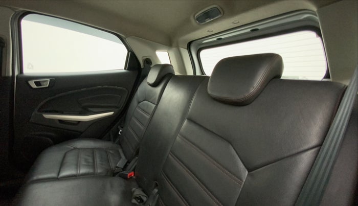 2014 Ford Ecosport TITANIUM 1.5L DIESEL (OPT), Diesel, Manual, 96,436 km, Right Side Rear Door Cabin