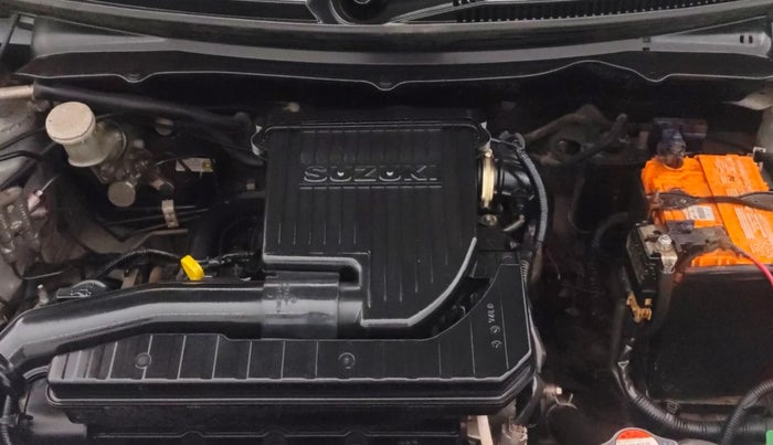 2015 Maruti Swift Dzire VXI, Petrol, Manual, 1,25,003 km, Engine View