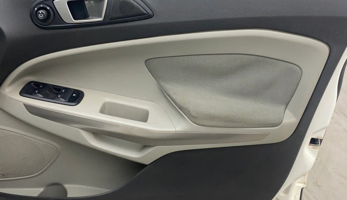 2016 Ford Ecosport TITANIUM 1.5L DIESEL, Diesel, Manual, 95,314 km, Driver Side Door Panels Control