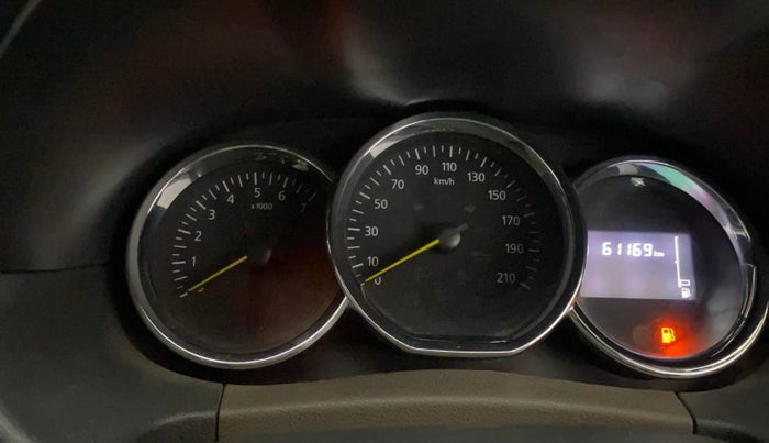 2017 Renault Duster RXE 1.6 PETROL, Petrol, Manual, 61,158 km, Odometer Image