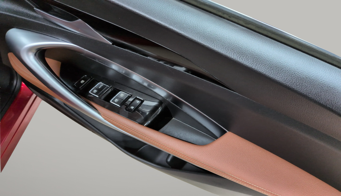 2020 MG HECTOR PLUS SHARP 2.0 DIESEL TURBO MT 6-STR, Diesel, Manual, 59,697 km, Driver Side Door Panels Control