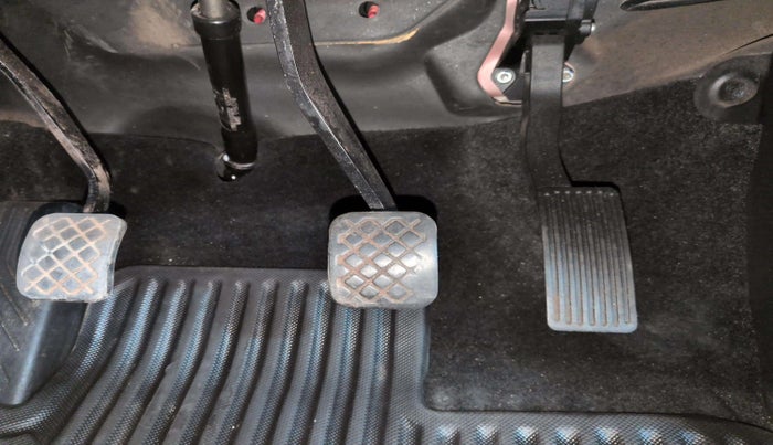 2020 MG HECTOR PLUS SHARP 2.0 DIESEL TURBO MT 6-STR, Diesel, Manual, 59,697 km, Pedals