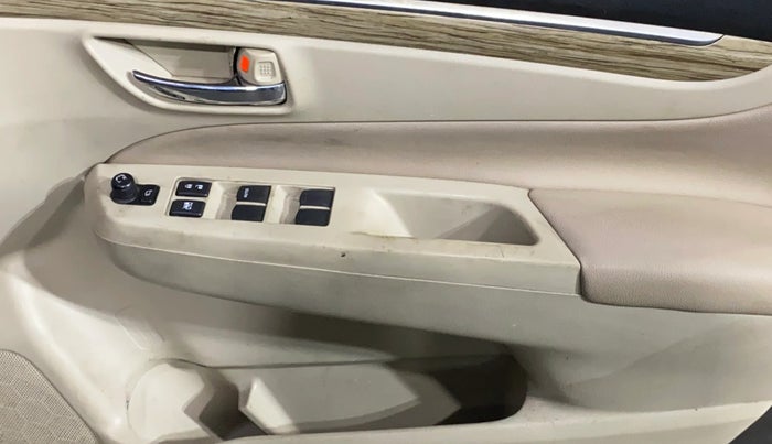 2021 Maruti Ciaz ALPHA 1.5 SHVS PETROL, Petrol, Manual, 78,666 km, Driver Side Door Panels Control