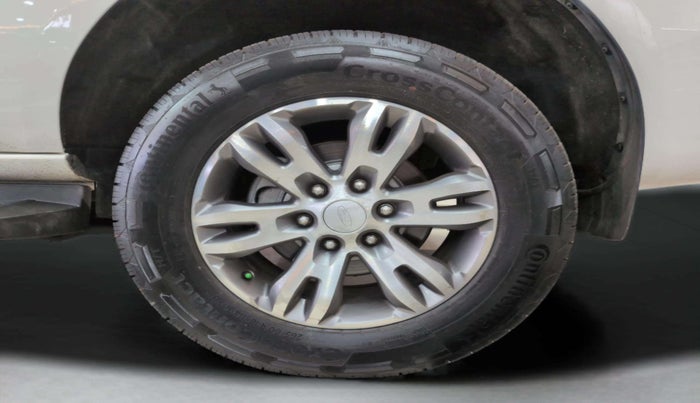 2018 Ford Endeavour TITANIUM 2.2 4X2 AT, Diesel, Automatic, 63,025 km, Left Rear Wheel