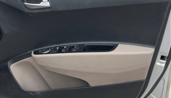 2014 Hyundai Grand i10 SPORTZ 1.2 KAPPA VTVT, Petrol, Manual, 15,516 km, Driver Side Door Panels Control