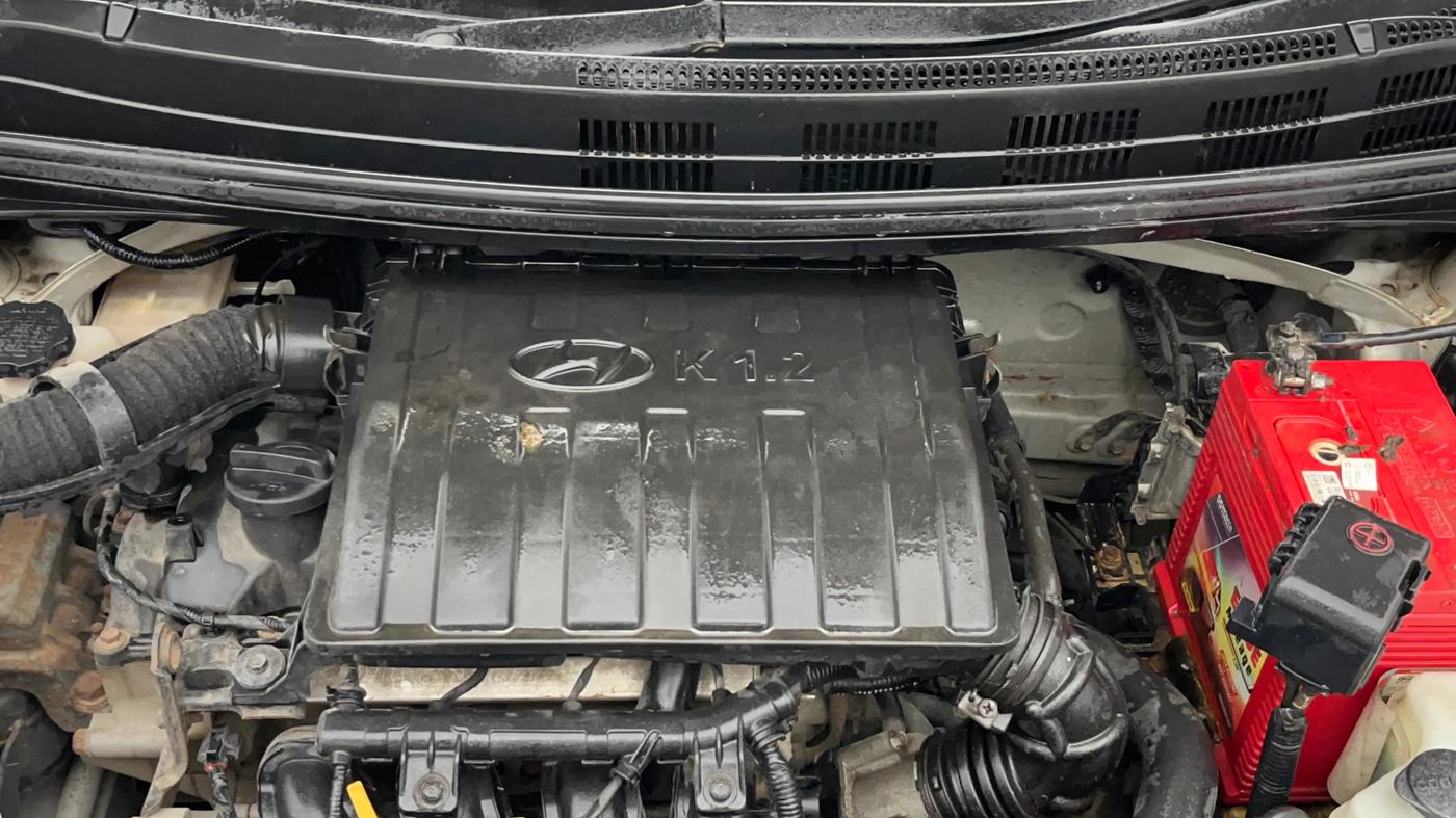 2014 Hyundai Grand i10 SPORTZ 1.2 KAPPA VTVT, Petrol, Manual, 15,588 km, Engine View