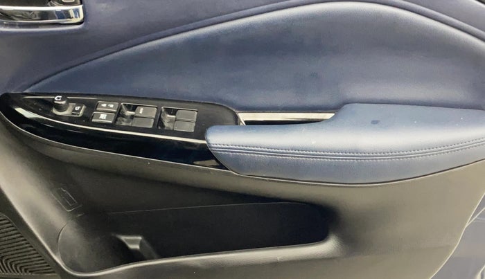 2023 Maruti Baleno ZETA PETROL 1.2, Petrol, Manual, 40,706 km, Driver Side Door Panels Control