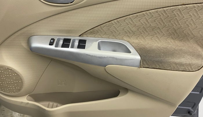 2017 Toyota Etios VD PLATINUM, Diesel, Manual, 37,127 km, Driver Side Door Panels Control