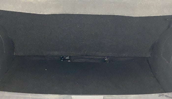 2023 Nissan MAGNITE XE, Petrol, Manual, 30,301 km, Boot Inside