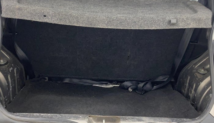 2017 Renault Kwid CLIMBER 1.0, Petrol, Manual, 79,870 km, Boot Inside