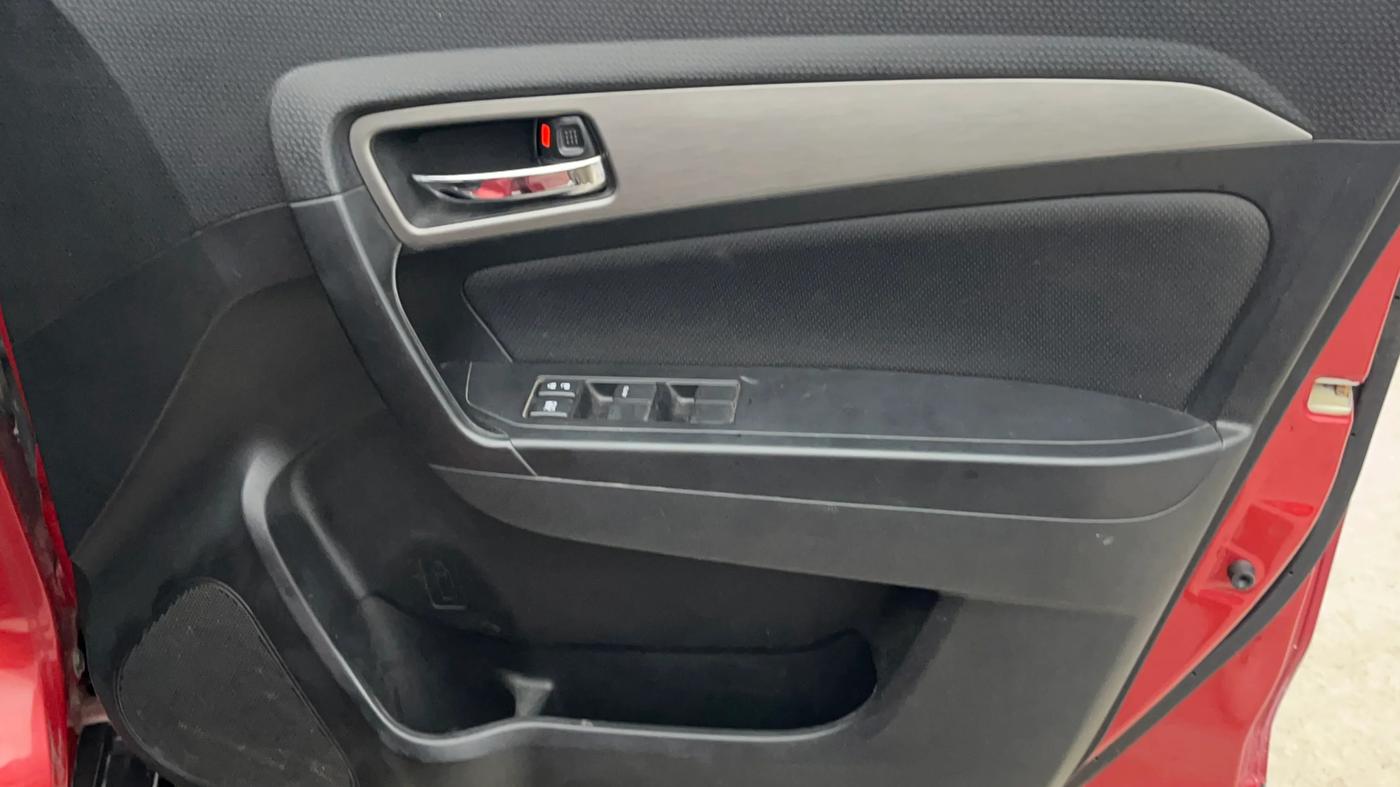 2019 Maruti Vitara Brezza ZDI PLUS DUAL TONE, Diesel, Manual, 24,951 km, Driver Side Door Panels Control