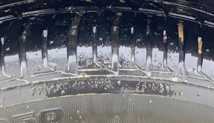 2016 Tata Tiago XZ PETROL, Petrol, Manual, 40,949 km, Right Rear Tyre Tread