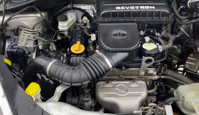 2016 Tata Tiago XZ PETROL, Petrol, Manual, 40,949 km, Engine View - Right