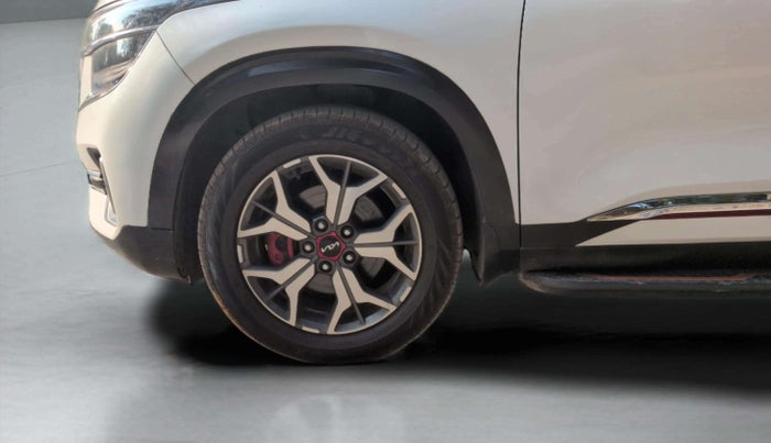 2022 KIA SELTOS GTX PLUS AT 1.5 DIESEL, Diesel, Automatic, 47,335 km, Left Front Wheel