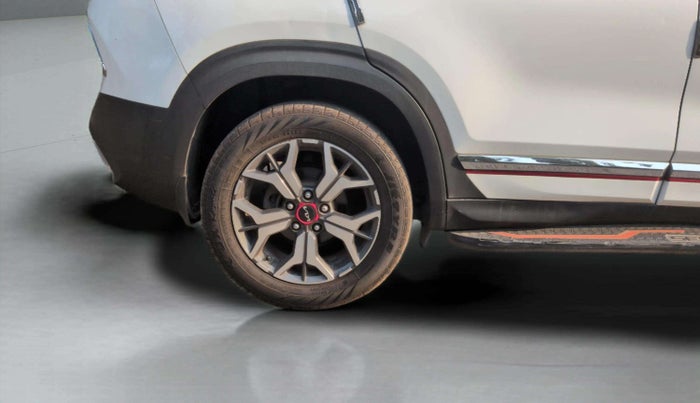 2022 KIA SELTOS GTX PLUS AT 1.5 DIESEL, Diesel, Automatic, 47,335 km, Right Rear Wheel