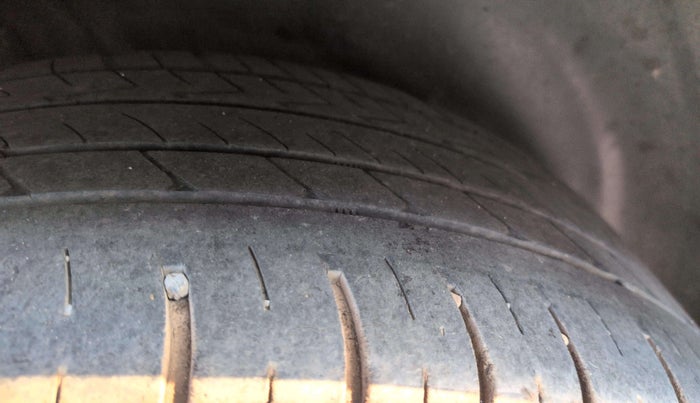 2022 KIA SELTOS GTX PLUS AT 1.5 DIESEL, Diesel, Automatic, 47,335 km, Right Front Tyre Tread