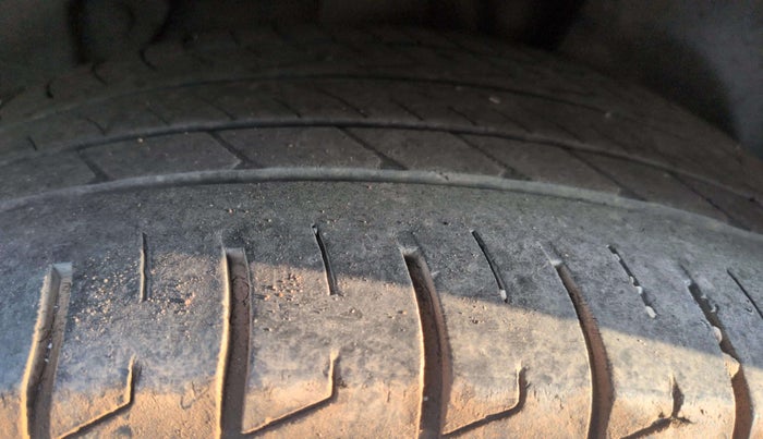 2022 KIA SELTOS GTX PLUS AT 1.5 DIESEL, Diesel, Automatic, 47,335 km, Left Rear Tyre Tread