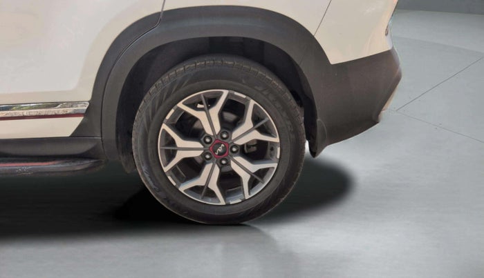 2022 KIA SELTOS GTX PLUS AT 1.5 DIESEL, Diesel, Automatic, 47,335 km, Left Rear Wheel