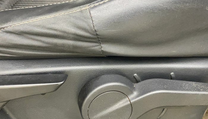 2021 Mahindra Thar LX HT PETROL 4WD MT, Petrol, Manual, 30,711 km, Driver Side Adjustment Panel